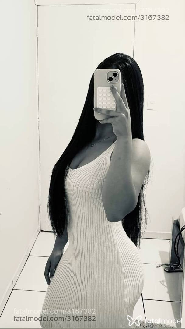 Acompanhante mulher com cabelo castanho de olhos castanhos em Caxias do Sul - Bruna