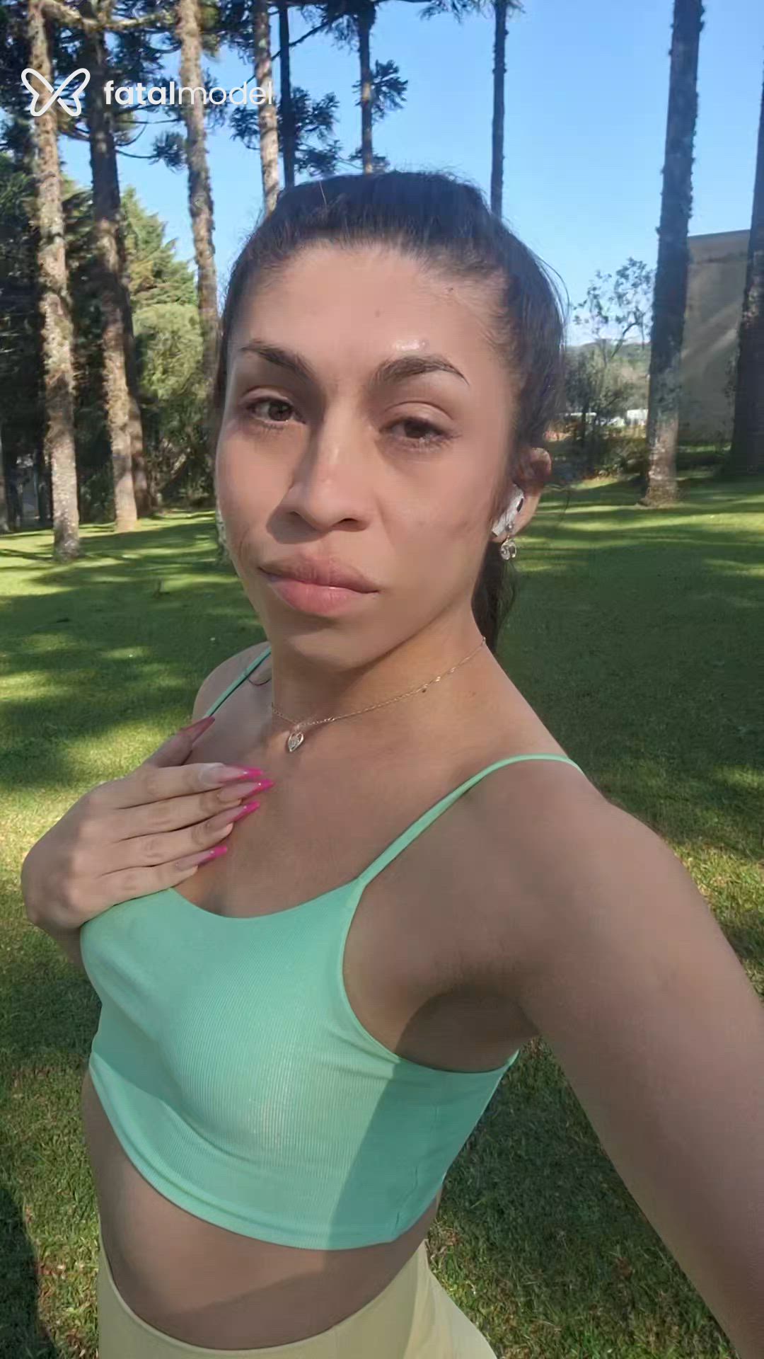 Acompanhante mulher trans morena (o) de olhos castanhos - Priscila Acompanhante mulher trans morena (o) de olhos castanhos - Priscila