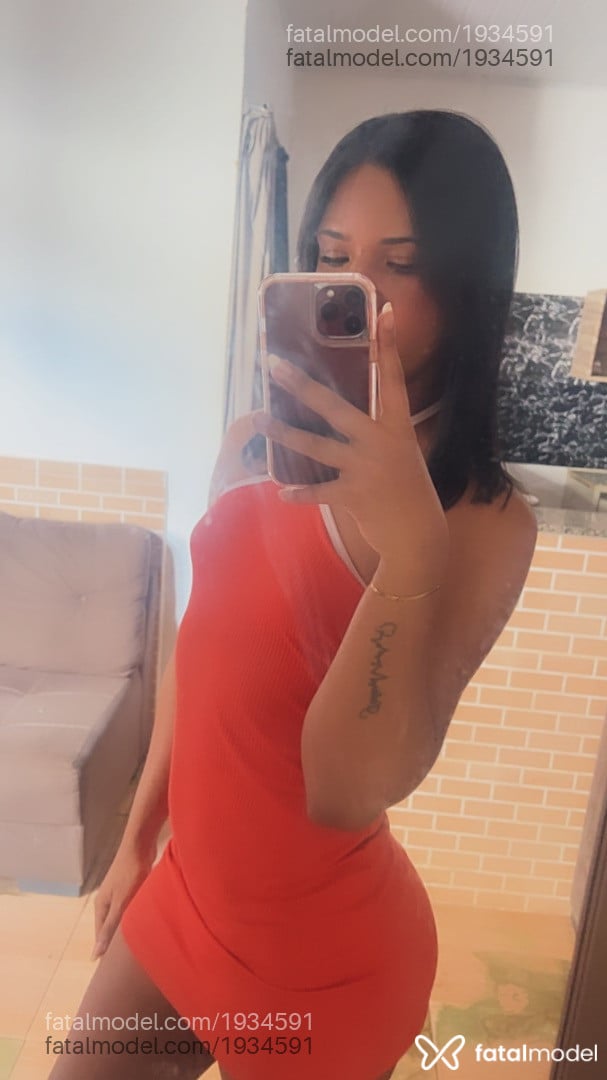 Acompanhante mulher trans morena (o) de olhos castanhos - Nandinha