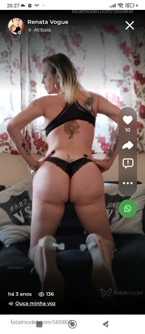 Acompanhante mulher trans loira (o) de olhos mel - Renata Vogue