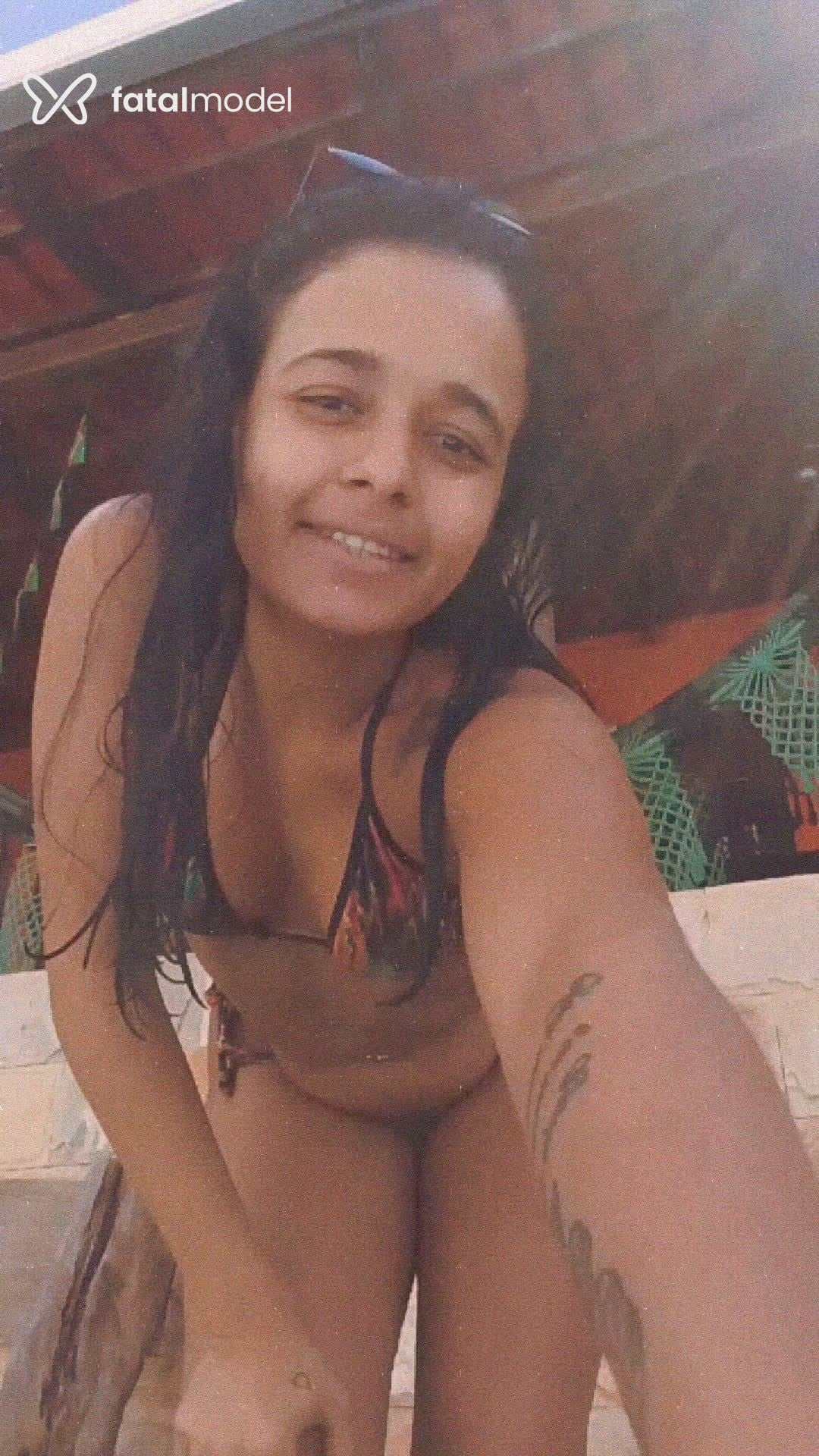 Acompanhante mulher morena (o) de olhos castanhos - Bella