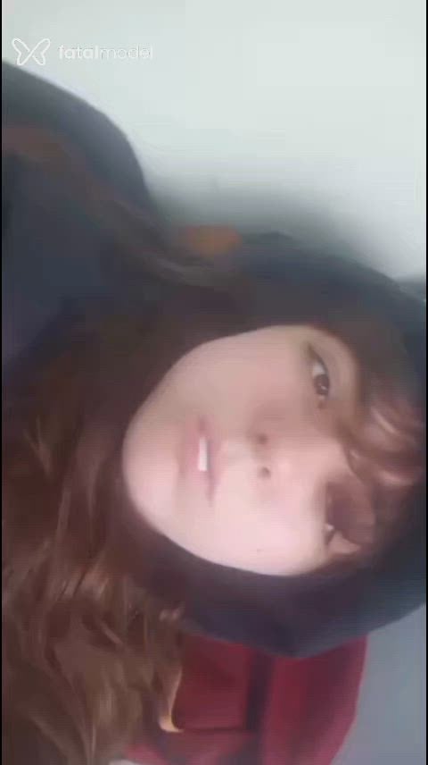 Acompanhante mulher loira (o) de olhos mel - Estrela