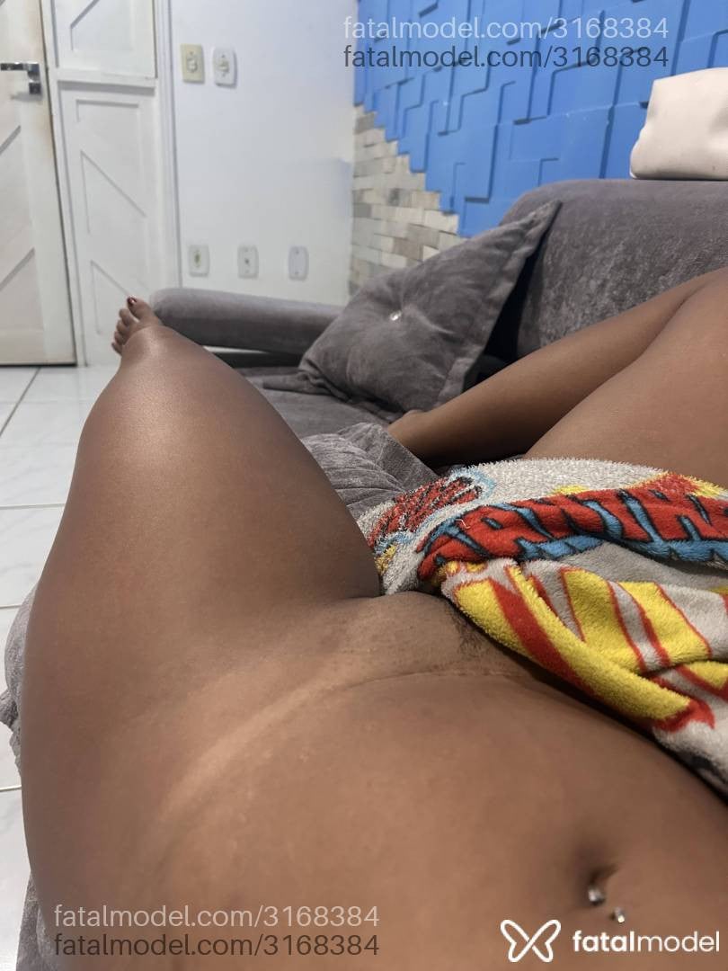 Acompanhante mulher morena (o) de olhos castanhos em Parnamirim - Izabella
