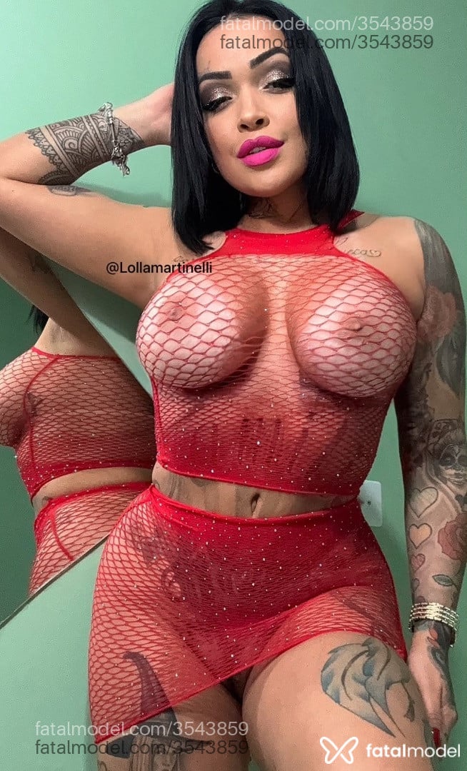 Acompanhante mulher morena (o) de olhos castanhos - Lolla Martinelli