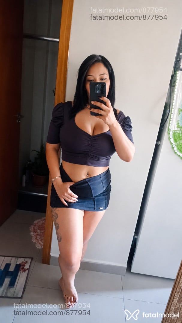 Acompanhante mulher morena (o) de olhos castanhos - Michelli