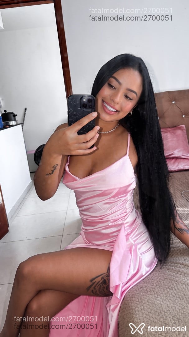 Acompanhante mulher morena (o) de olhos mel - Julia