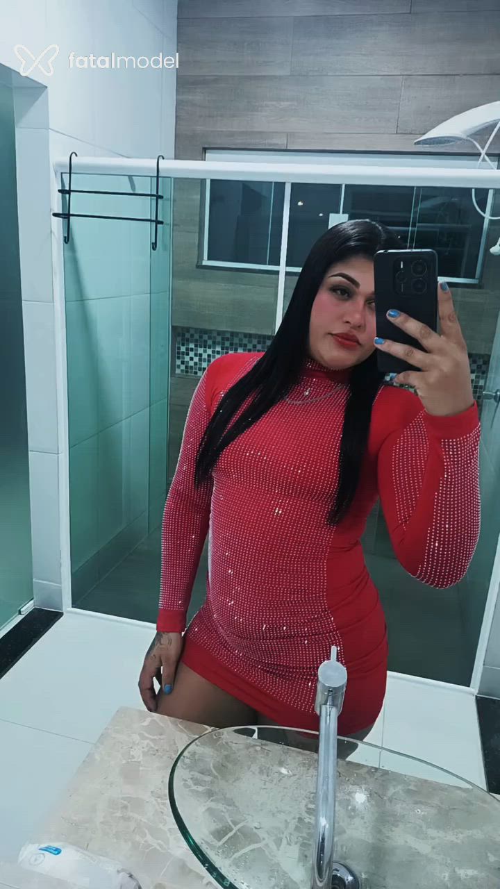 Acompanhante mulher morena (o) de olhos castanhos em Caldas Novas Acompanhante mulher morena (o) de olhos castanhos em Caldas Novas - Phaloma