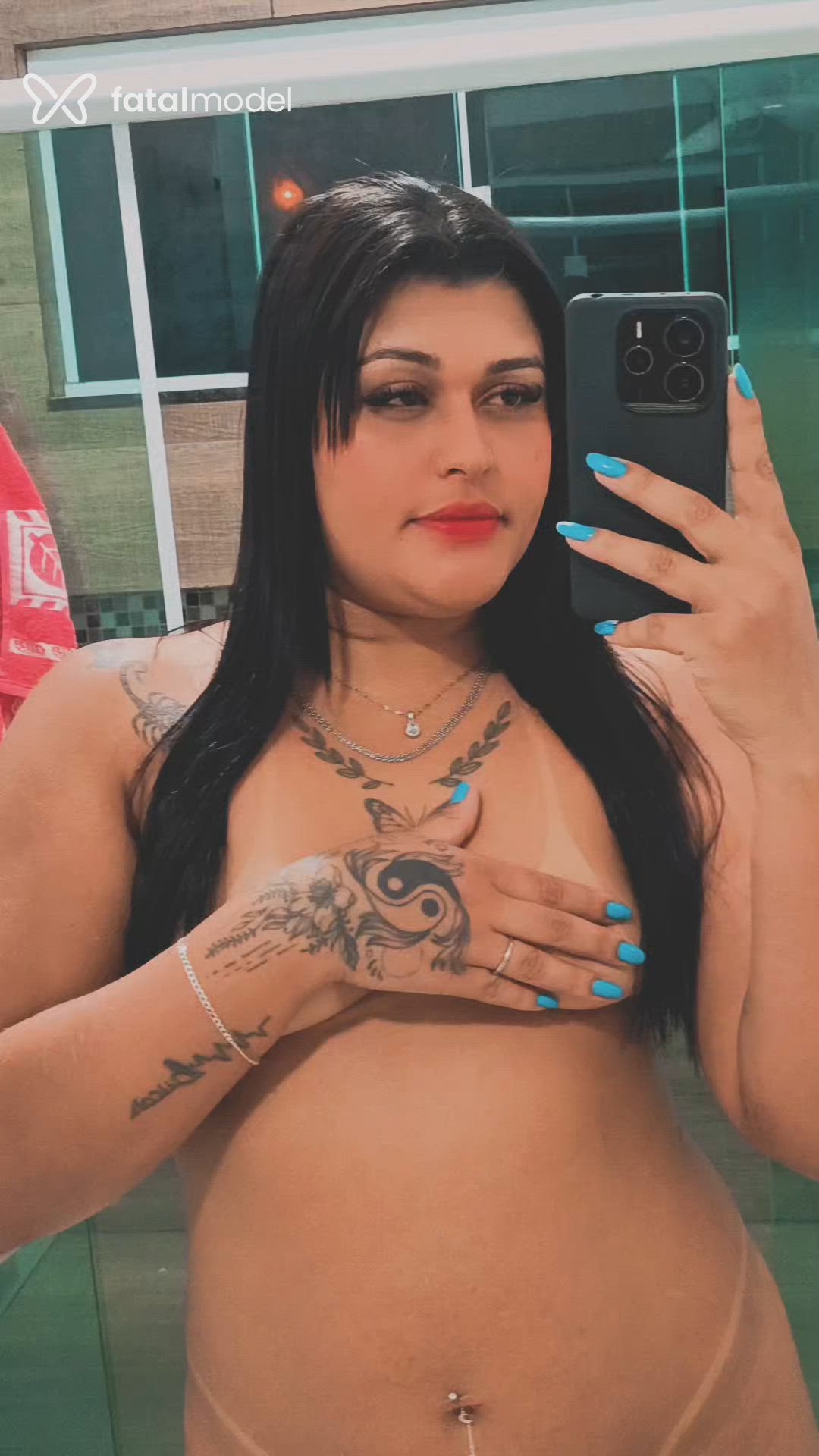 Acompanhante mulher morena (o) de olhos castanhos em Caldas Novas Acompanhante mulher morena (o) de olhos castanhos em Caldas Novas - Phaloma