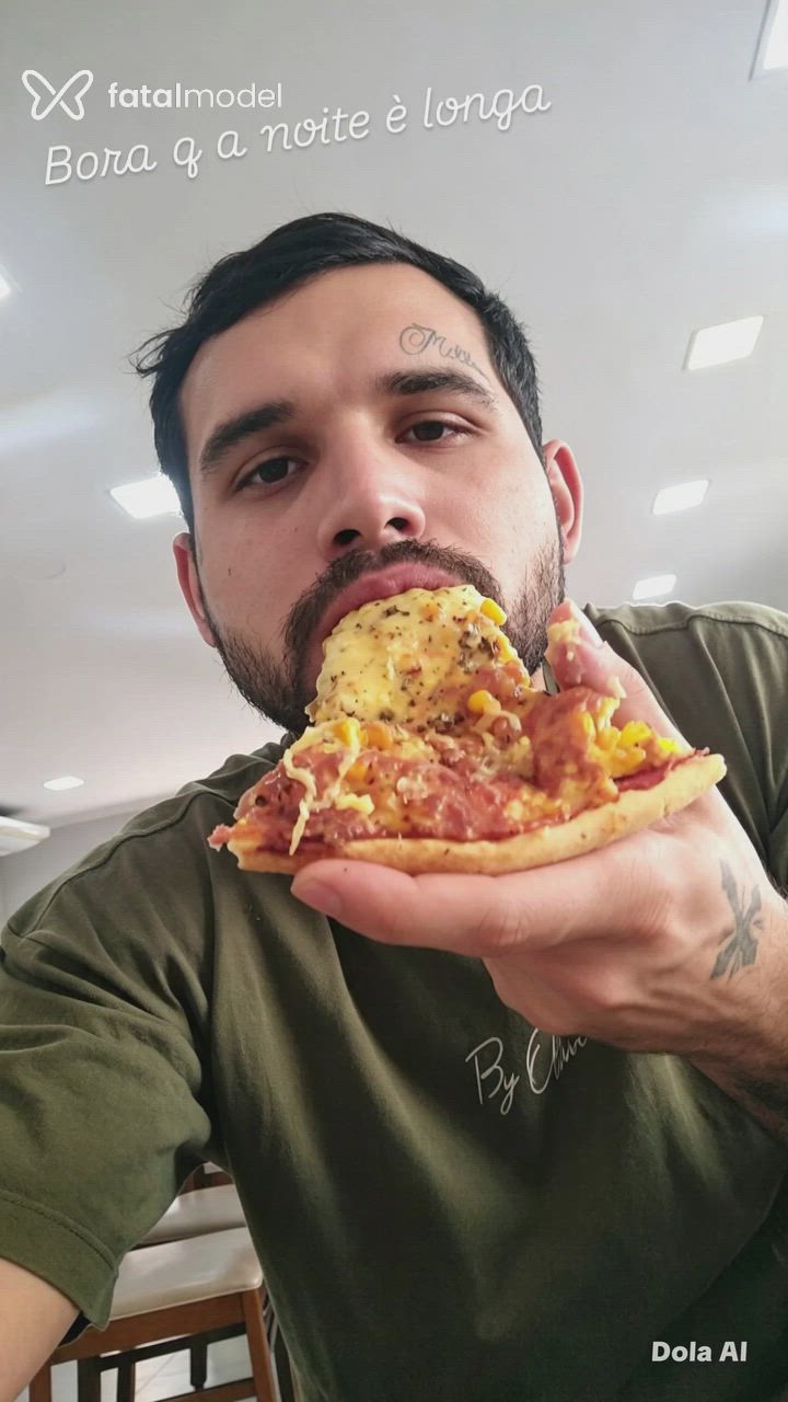 Acompanhante homem morena (o) de olhos castanhos - Ricardo