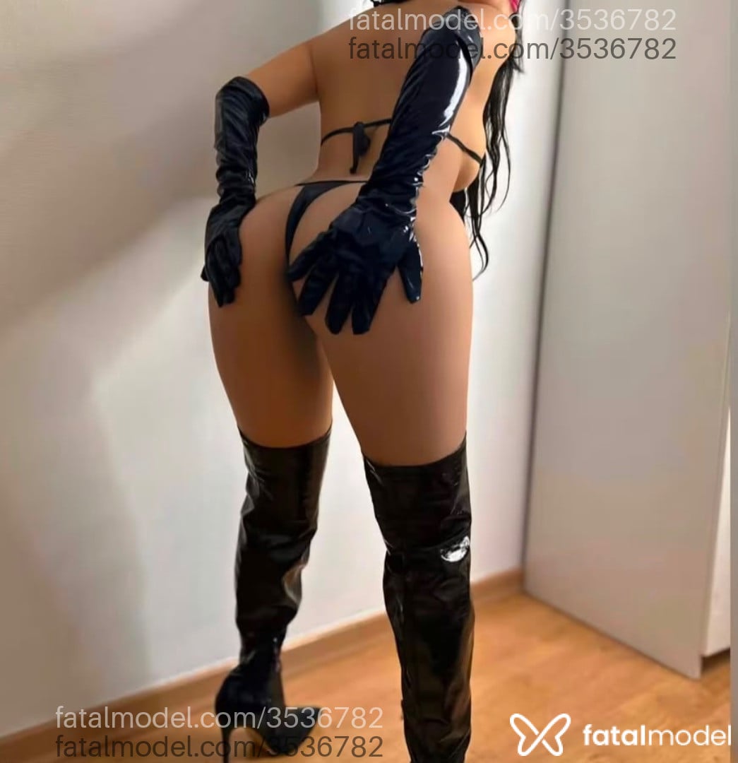 Acompanhante mulher morena (o) de olhos castanhos - Melisa Acompanhante mulher morena (o) de olhos castanhos - Melisa