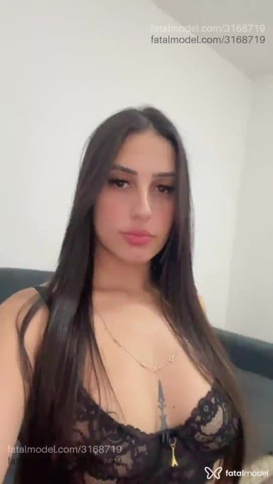 Acompanhante mulher morena (o) de olhos castanhos - Nathally Acompanhante mulher morena (o) de olhos castanhos - Nathally
