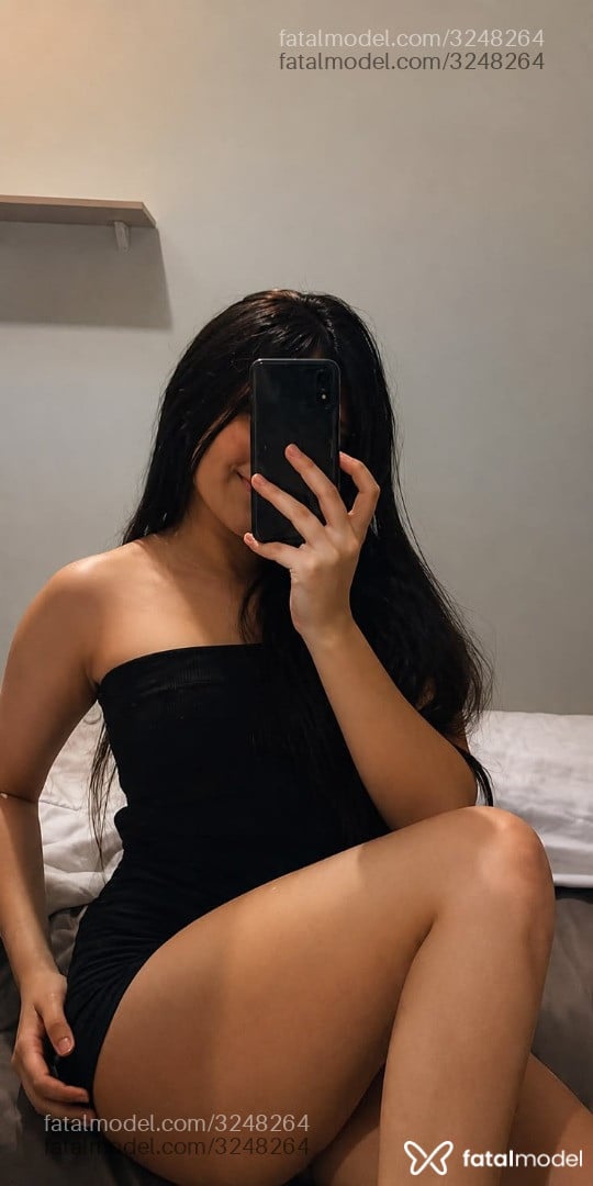 Acompanhante mulher morena (o) de olhos pretos - Annysereia