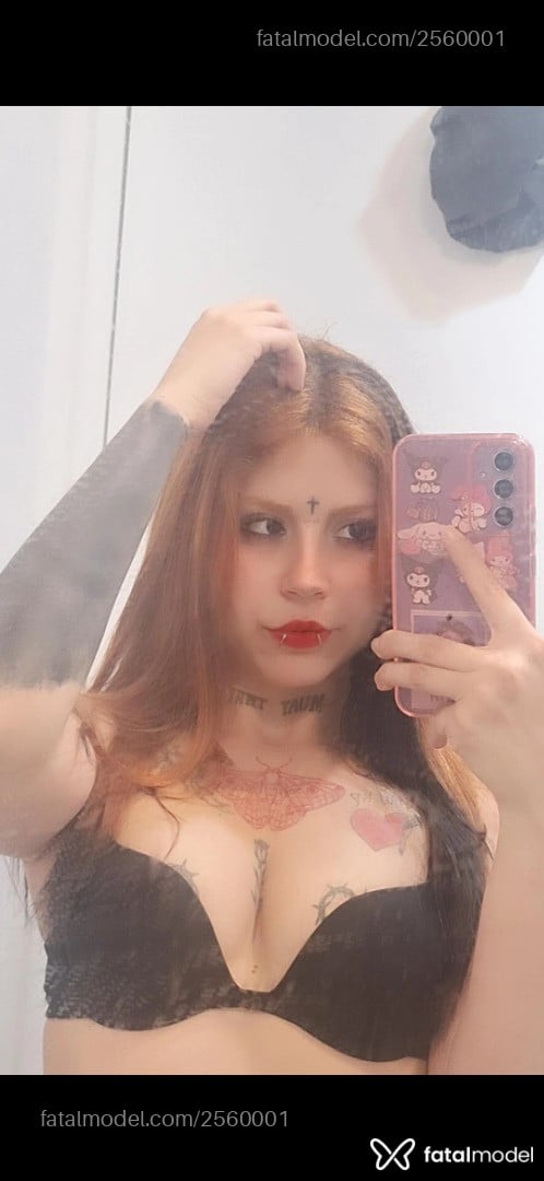 Acompanhante mulher ruiva (o) de olhos castanhos - Safira Acompanhante mulher ruiva (o) de olhos castanhos - Safira