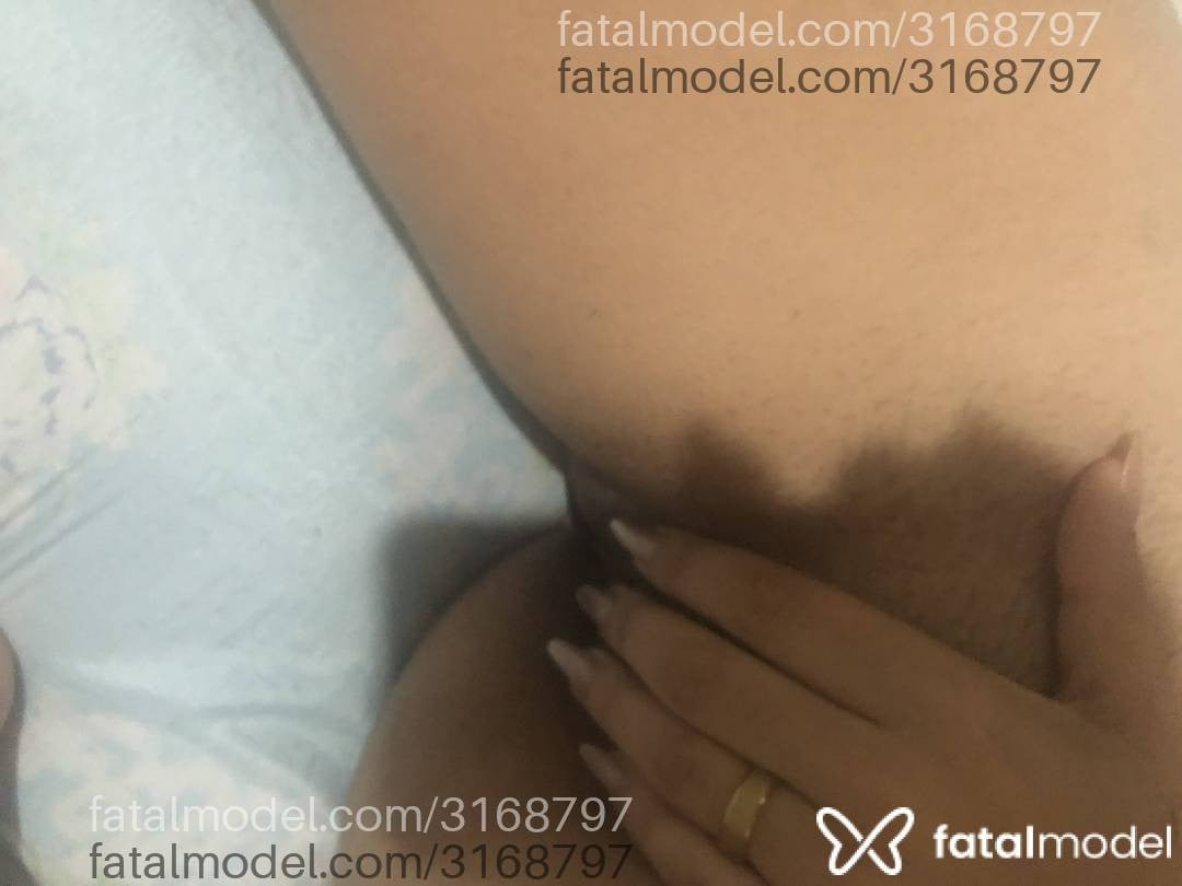 Acompanhante mulher morena (o) de olhos castanhos - Letícia Silva