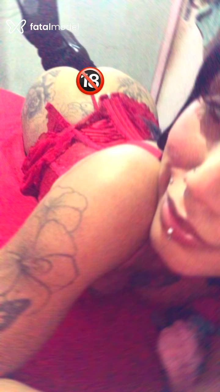 Acompanhante mulher trans morena (o) de olhos castanhos - Myrella Acompanhante mulher trans morena (o) de olhos castanhos - Myrella