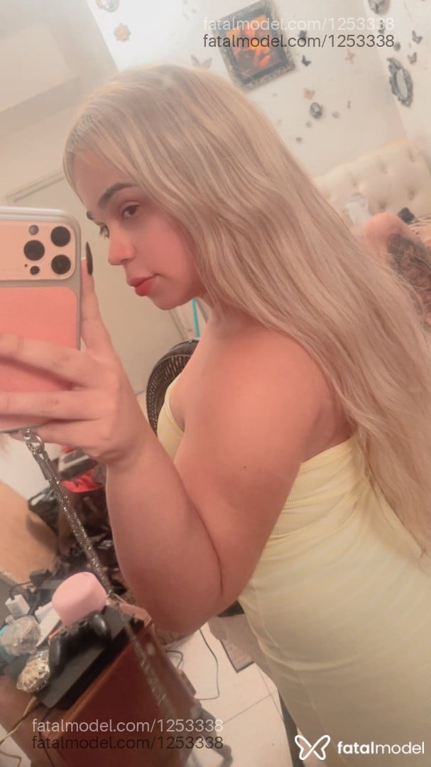 Acompanhante mulher trans morena (o) de olhos castanhos - Isis portela Acompanhante mulher trans morena (o) de olhos castanhos - Isis portela