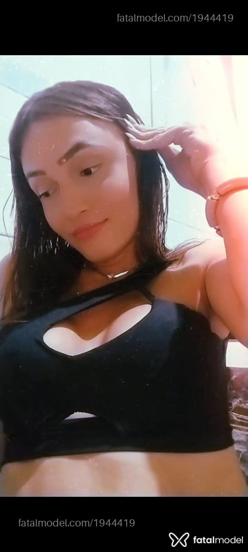 Acompanhante mulher trans ruiva (o) de olhos castanhos - Ysla Rodrigues