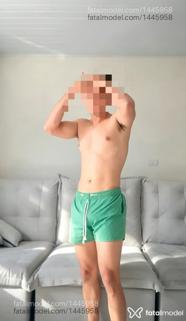 Acompanhante homem morena (o) de olhos mel - Otávio Silva