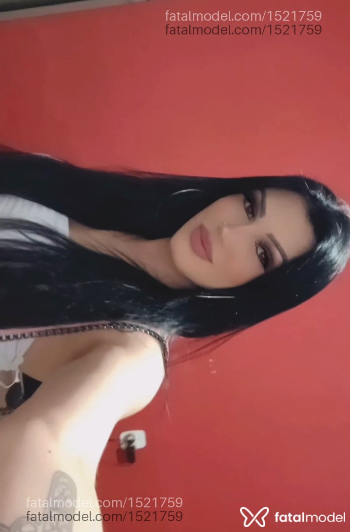 Acompanhante mulher trans morena (o) de olhos mel - Nicole Acompanhante mulher trans morena (o) de olhos mel - Nicole