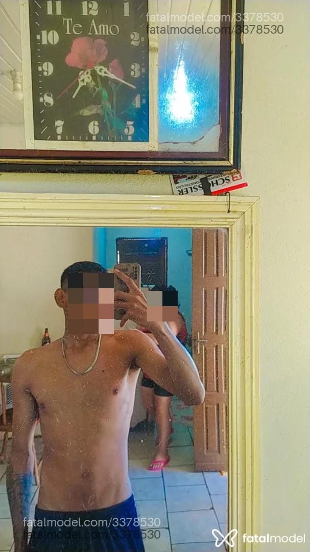 Acompanhante homem morena (o) de olhos pretos - Santos