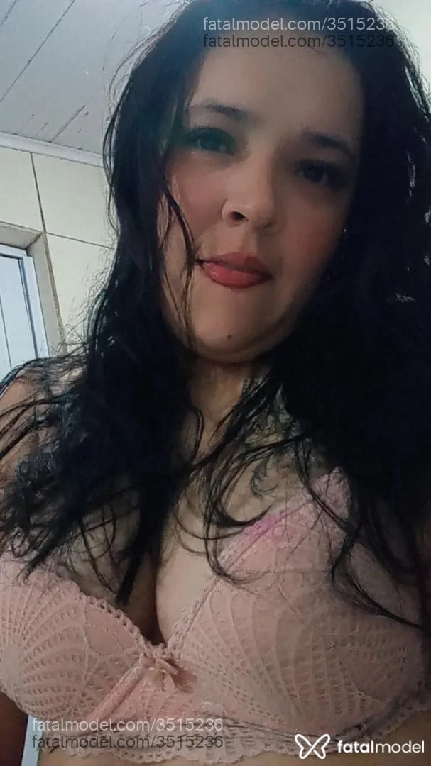 Acompanhante mulher morena (o) de olhos castanhos - Jacqueline Acompanhante mulher morena (o) de olhos castanhos - Jacqueline