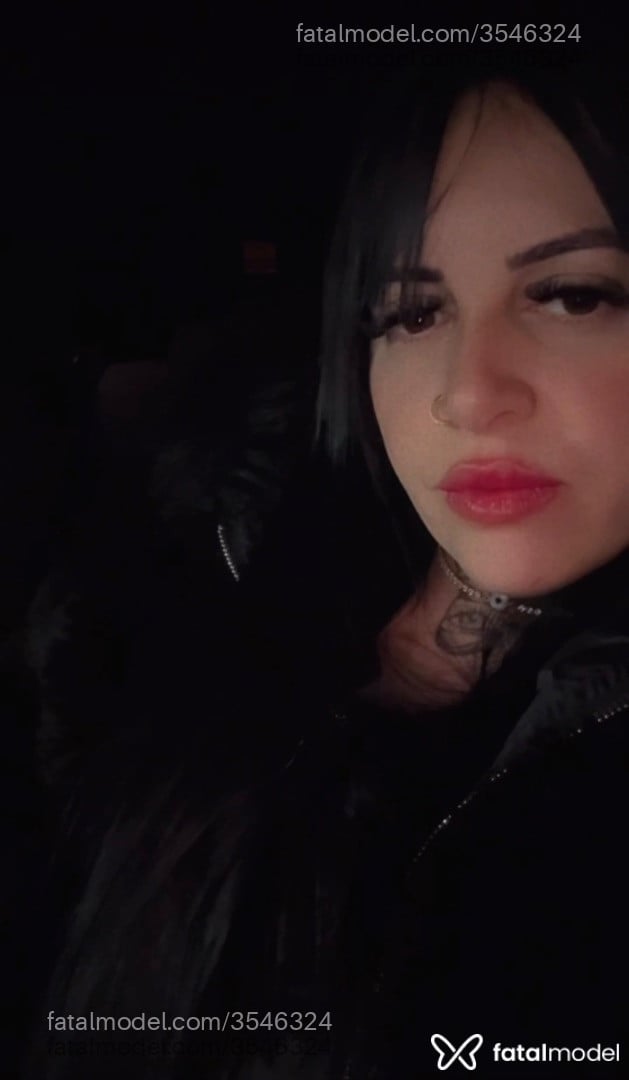 Acompanhante mulher morena (o) de olhos castanhos - Millena