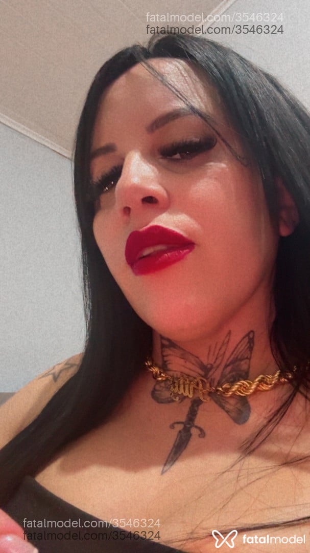 Acompanhante mulher morena (o) de olhos castanhos - Millena