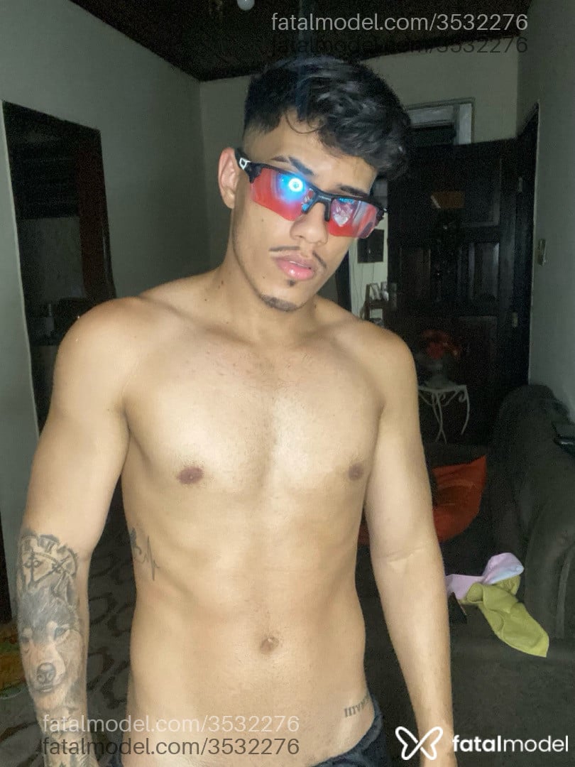 Acompanhante homem morena (o) de olhos castanhos - Realnovin Acompanhante homem morena (o) de olhos castanhos - Realnovin