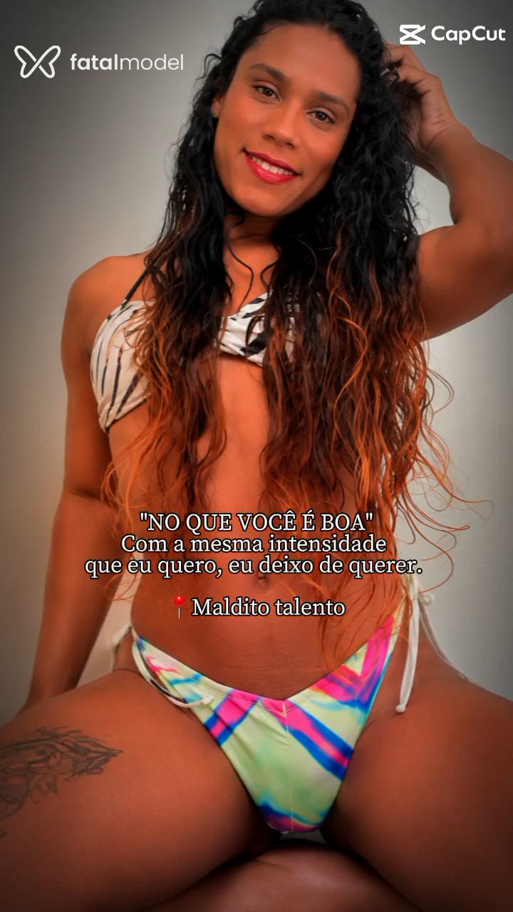 Acompanhante travesti ruiva (o) de olhos pretos - Baianah Arretadah