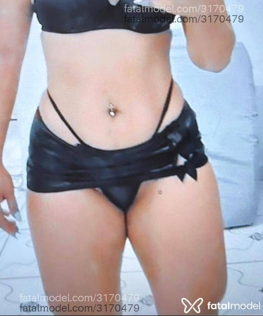 Acompanhante mulher morena (o) de olhos pretos - Roberta