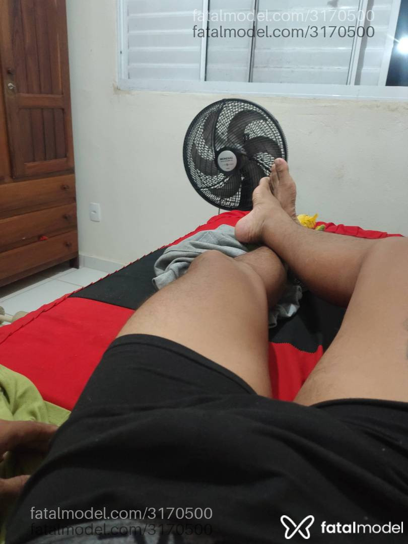 Acompanhante homem morena (o) de olhos castanhos em Virtual Acompanhante homem morena (o) de olhos castanhos em Virtual - Ojuara