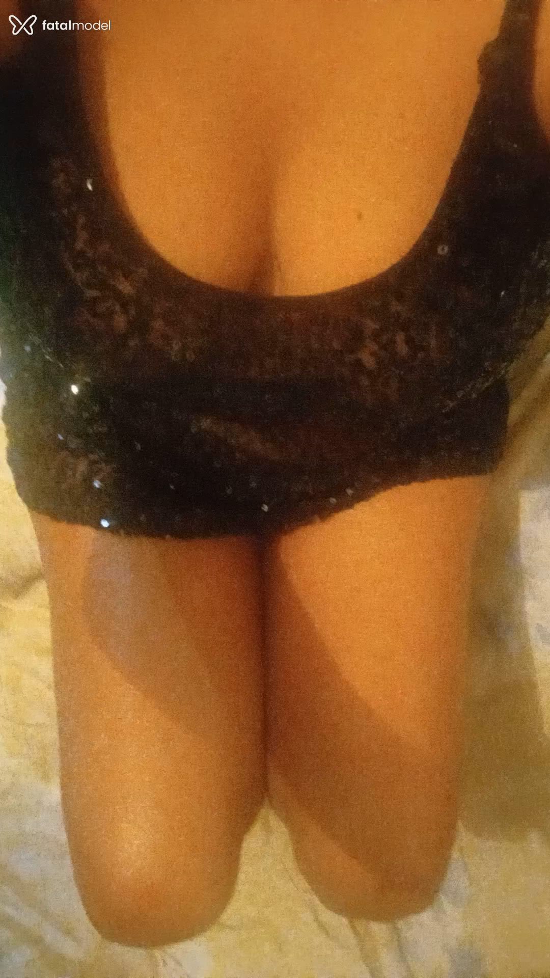 Acompanhante mulher morena (o) de olhos castanhos - Napoliana