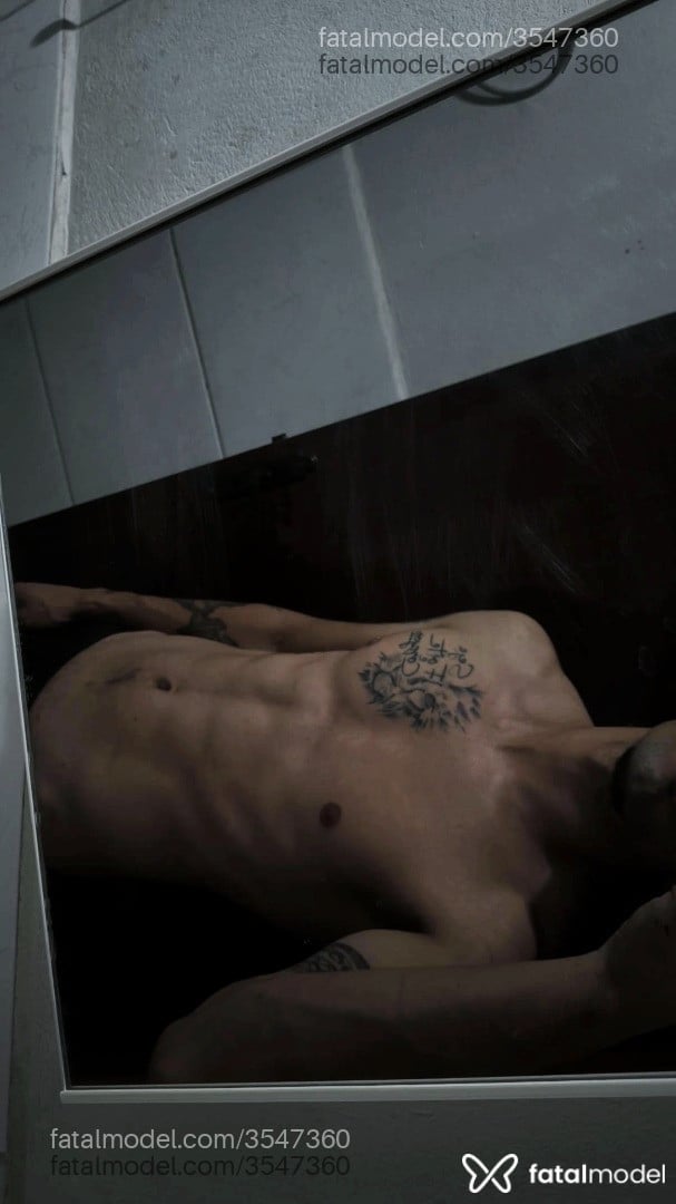 Acompanhante homem morena (o) de olhos castanhos - Alexsz