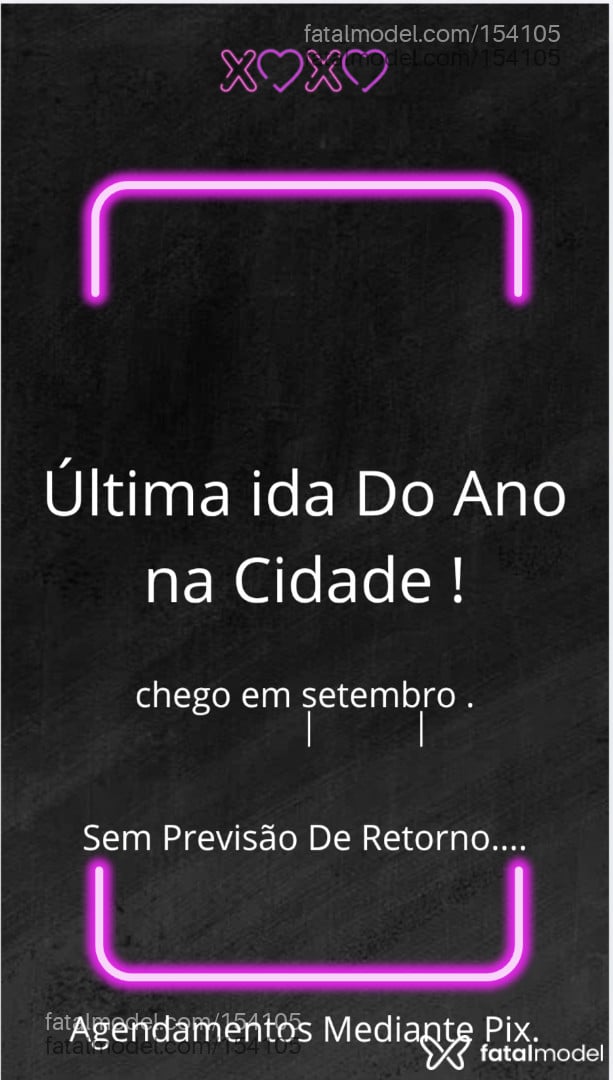Acompanhante mulher trans morena (o) de olhos azuis - Diana