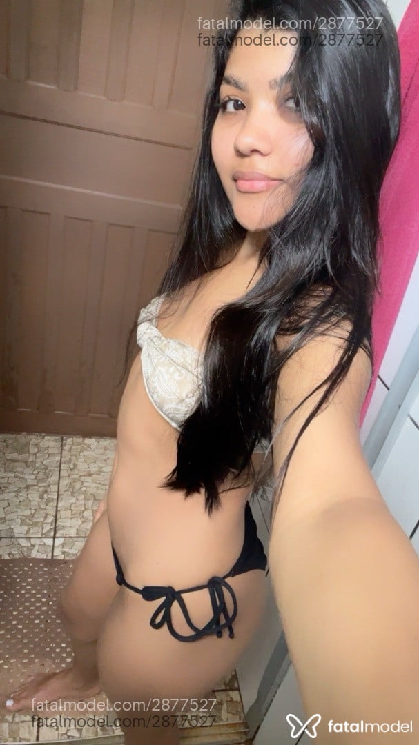 Acompanhante mulher morena (o) de olhos castanhos - Bruna Acompanhante mulher morena (o) de olhos castanhos - Bruna