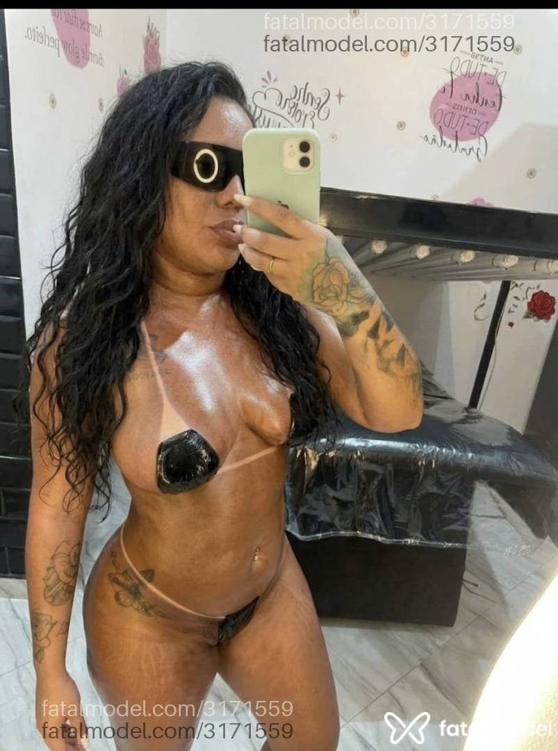 Acompanhante mulher morena (o) de olhos castanhos - ísis Fortunato