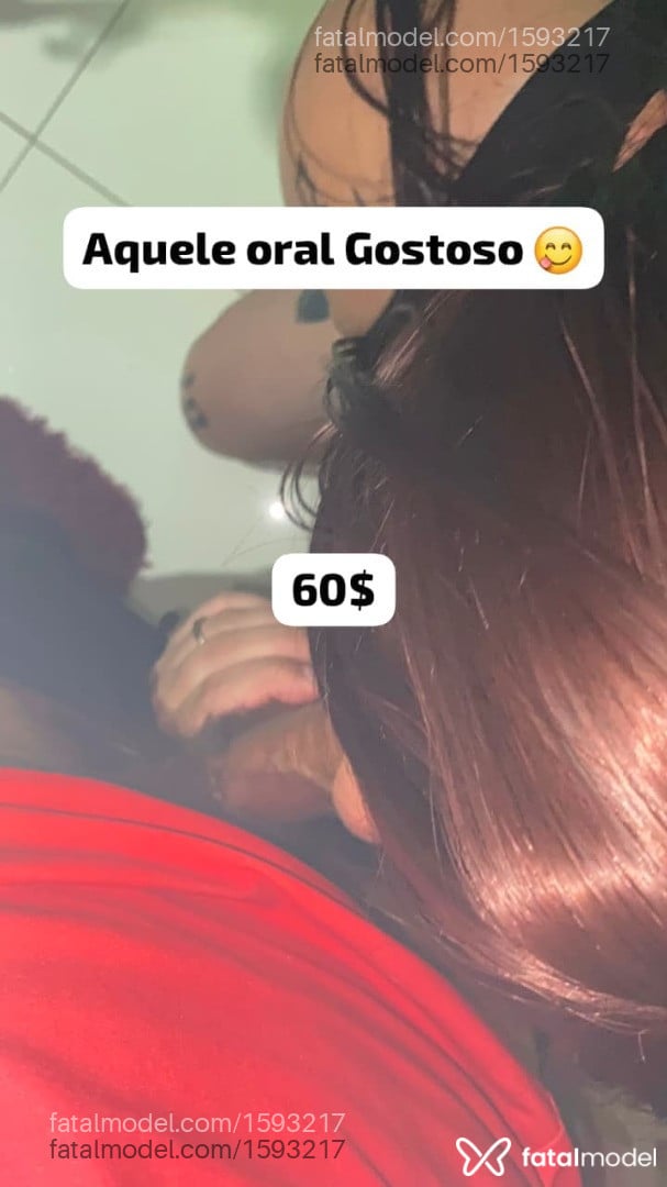 Acompanhante mulher trans ruiva (o) de olhos castanhos - Lorena Karvalho