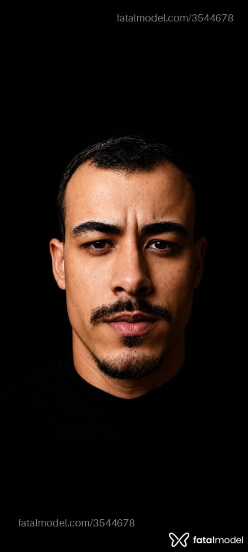 Acompanhante homem com cabelo castanho de olhos mel - Nicleviks