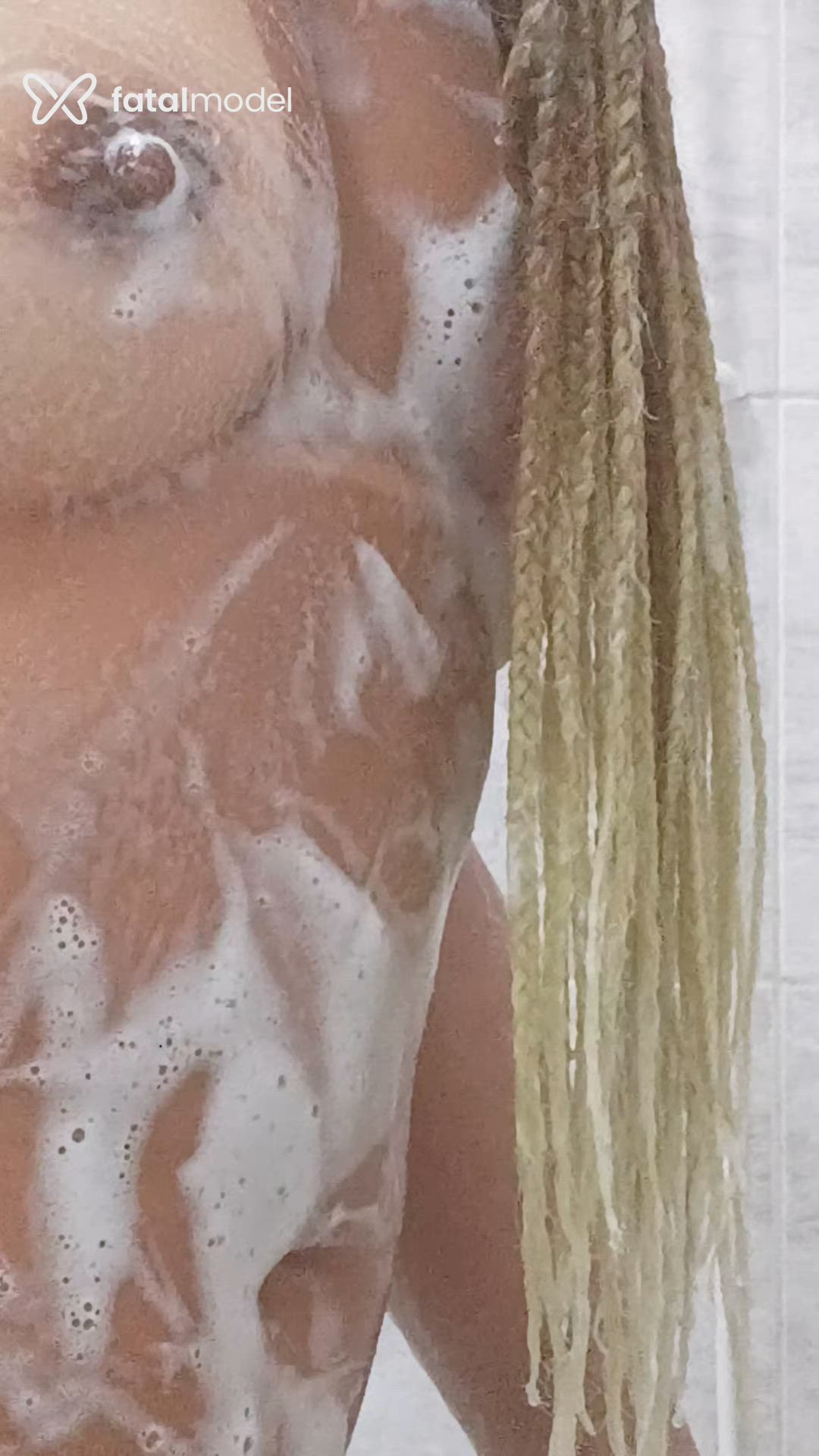 Acompanhante mulher com cabelo castanho de olhos castanhos - Anne Campos Acompanhante mulher com cabelo castanho de olhos castanhos - Anne Campos