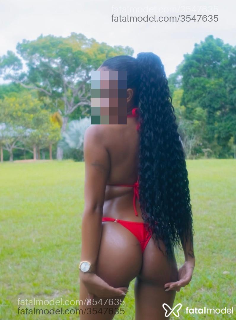 Acompanhante mulher morena (o) de olhos pretos - Ravena