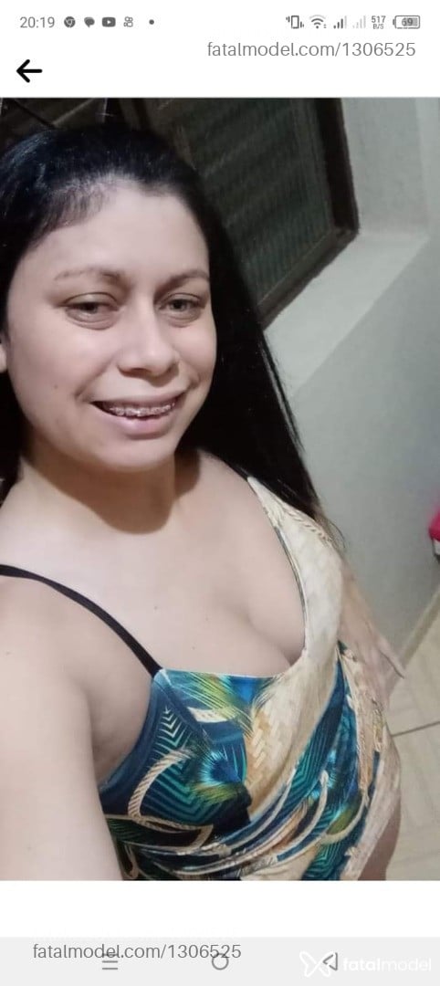 Acompanhante mulher morena (o) de olhos verdes - Rochele