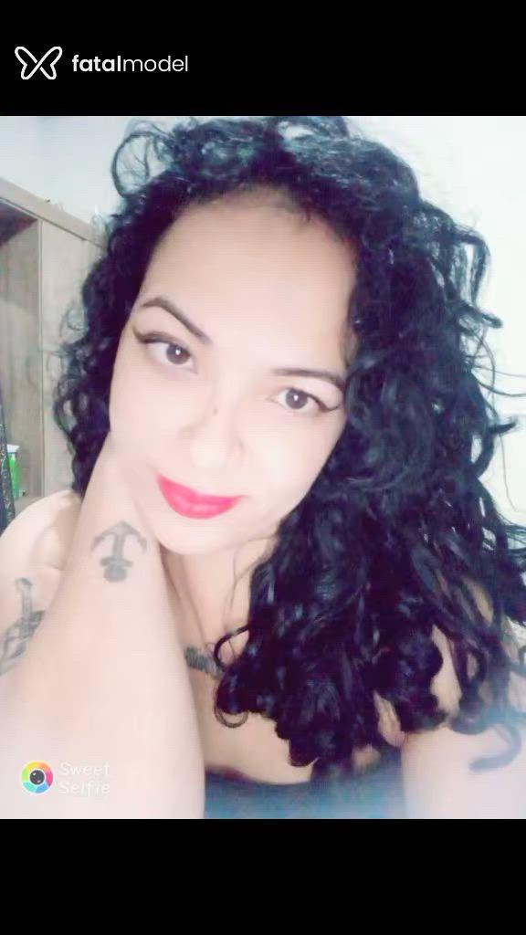Acompanhante mulher ruiva (o) de olhos castanhos - Darlla