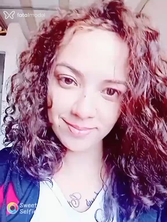 Acompanhante mulher ruiva (o) de olhos castanhos - Darlla