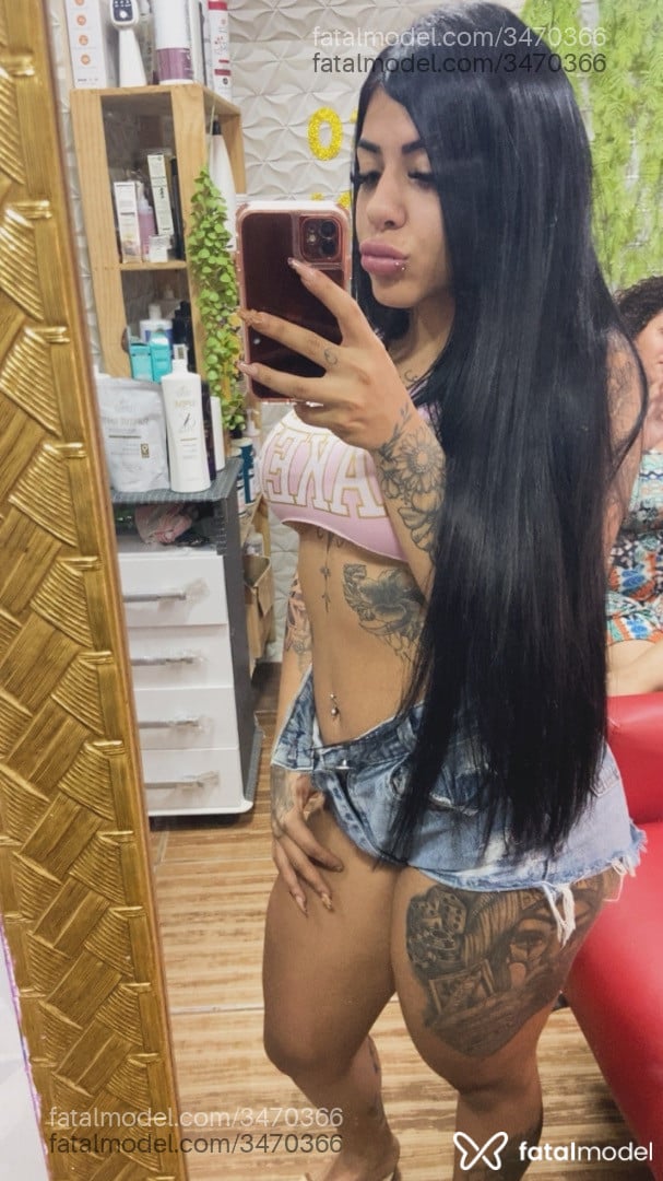 Acompanhante mulher morena (o) de olhos castanhos - Lara