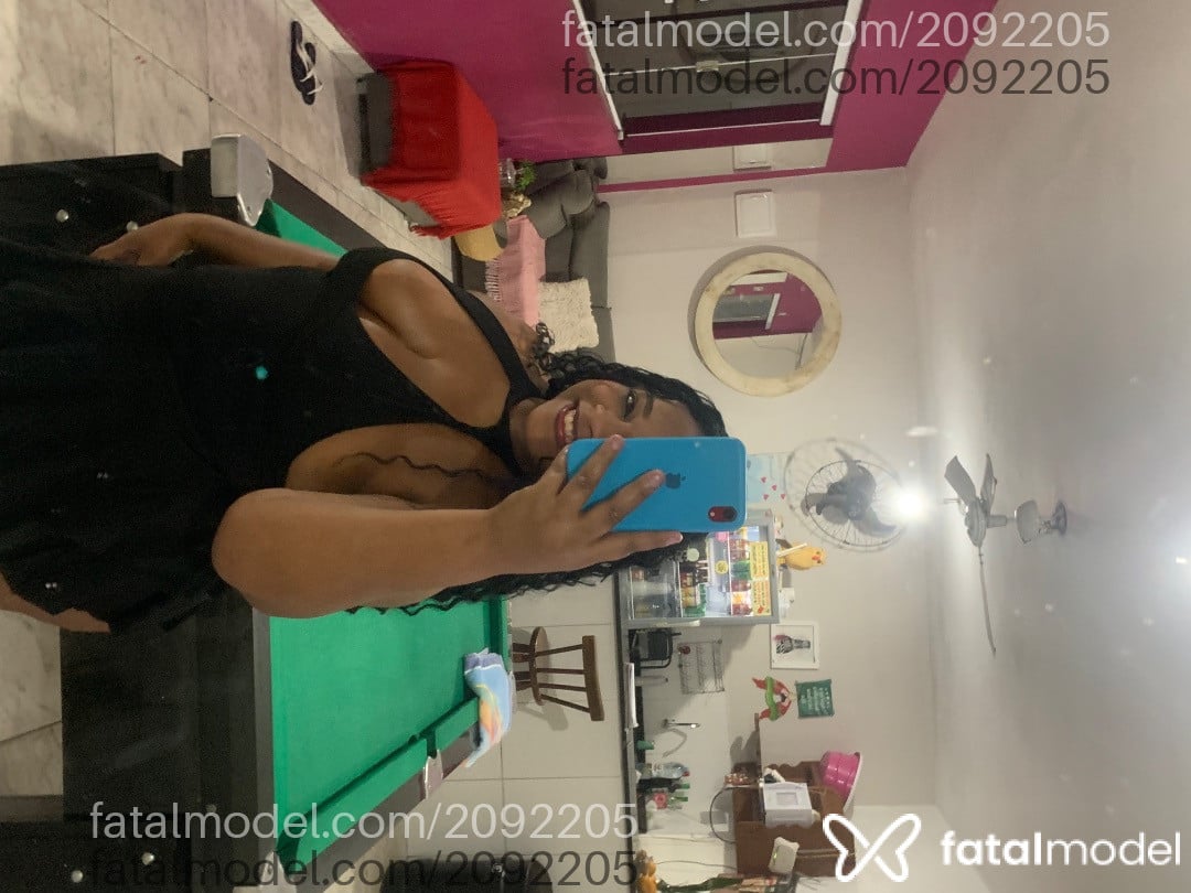 Acompanhante mulher morena (o) de olhos castanhos - Nicolly