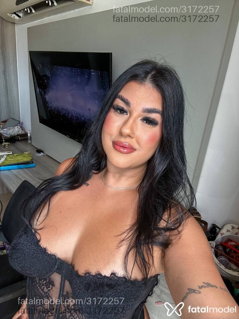 Acompanhante mulher morena (o) de olhos castanhos - Luana Castro