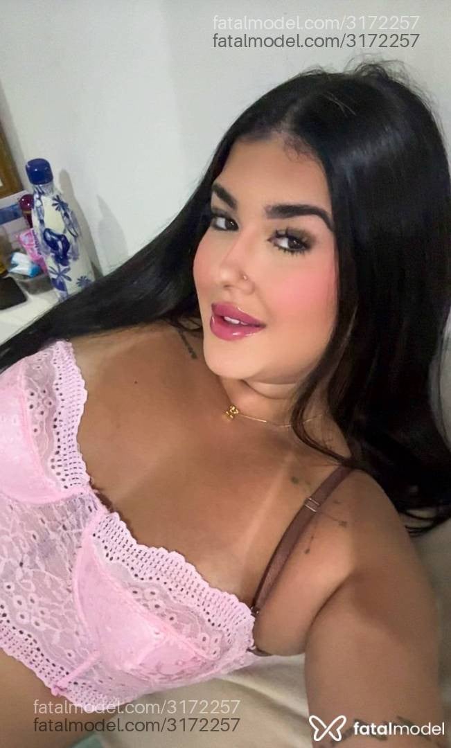 Acompanhante mulher morena (o) de olhos castanhos - Luana Castro