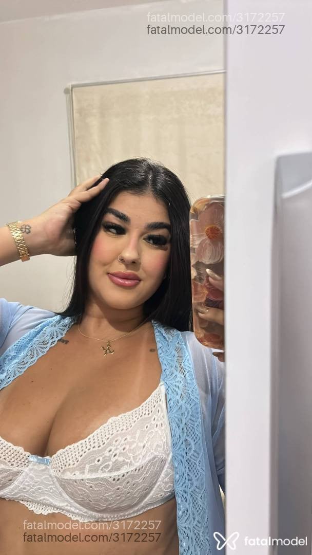 Acompanhante mulher morena (o) de olhos castanhos - Luana Castro