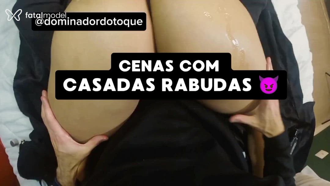 Acompanhante homem com cabelo grisalho de olhos verdes - Dominadordotoque