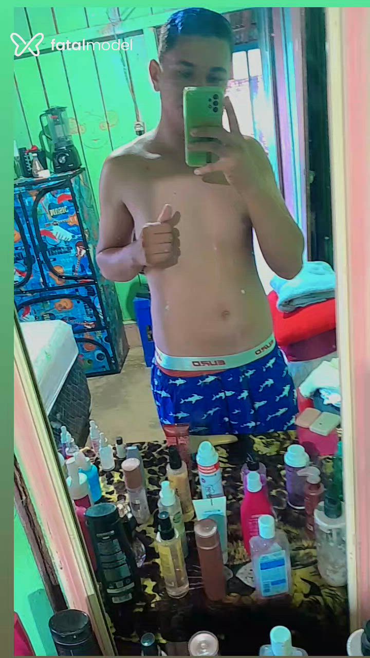 Acompanhante homem loira (o) de olhos castanhos - Kaio Lima
